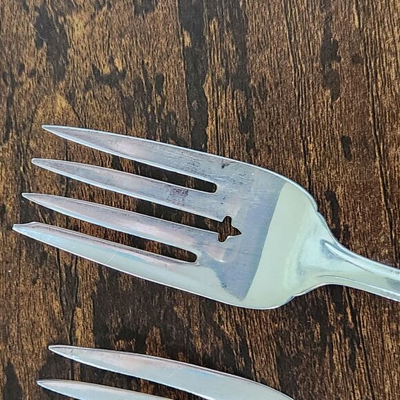 Oneida ELAINE Salad Fork Set 4 Flatware Silverware Silver Plate Cutlery Vintage - Picture 5 of 7